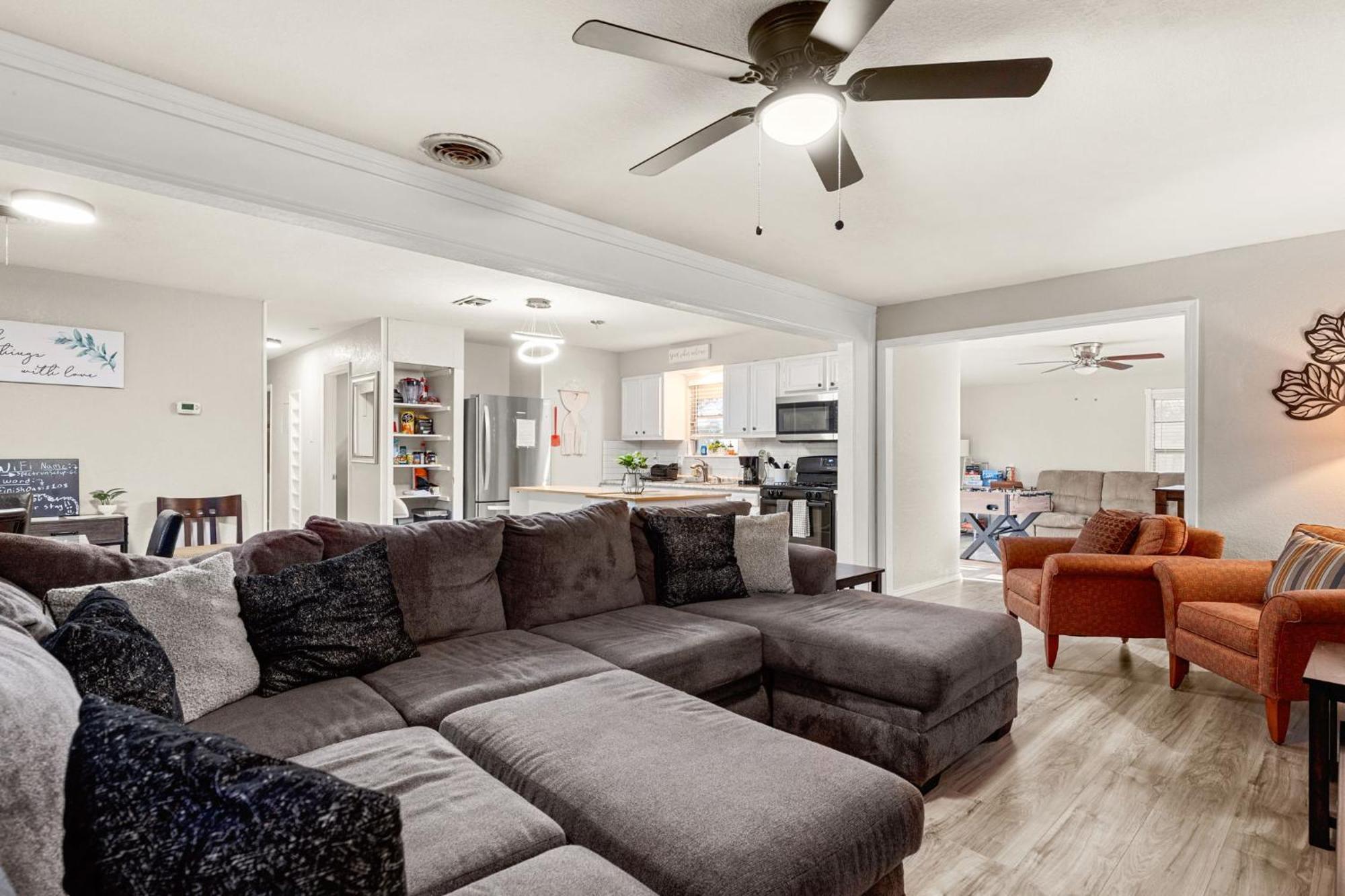 Cozy 3 Bedroom With Hot Tub 2 Min Away From Lackland San Antonio Exterior foto