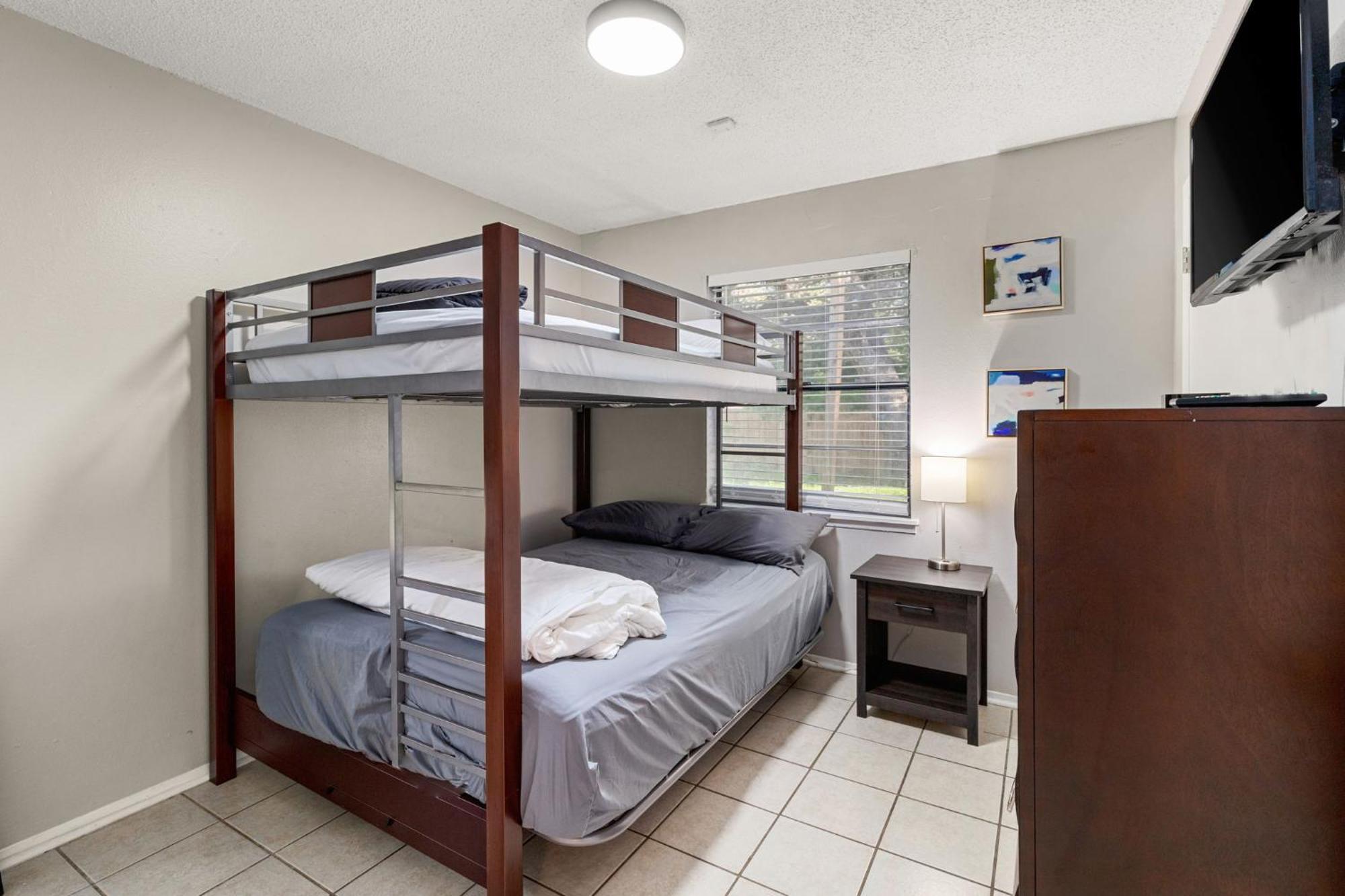 Cozy 3 Bedroom With Hot Tub 2 Min Away From Lackland San Antonio Exterior foto
